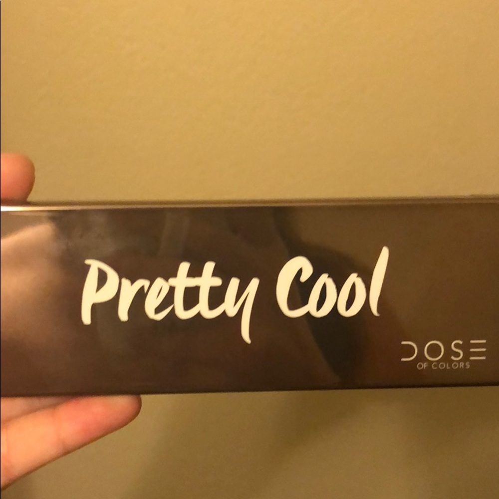 Dose of colors “pretty cool” eyeshadow palette